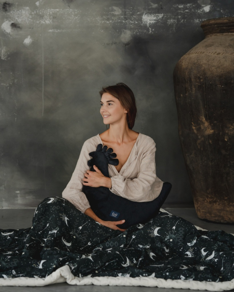 Poduszka Kura Babci Dany Velvet BLACK