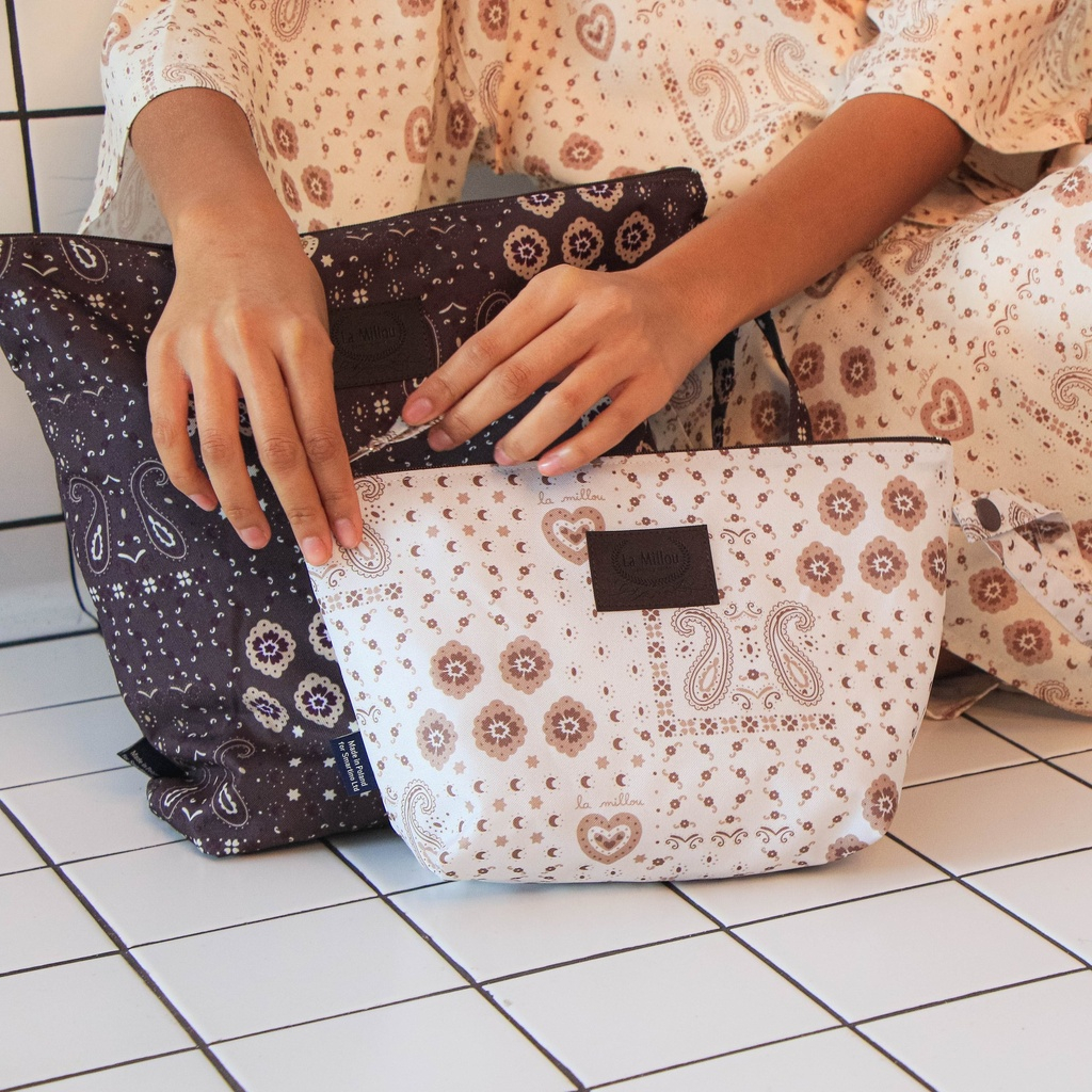 Waterproof toiletry bag BANDANA CREAM