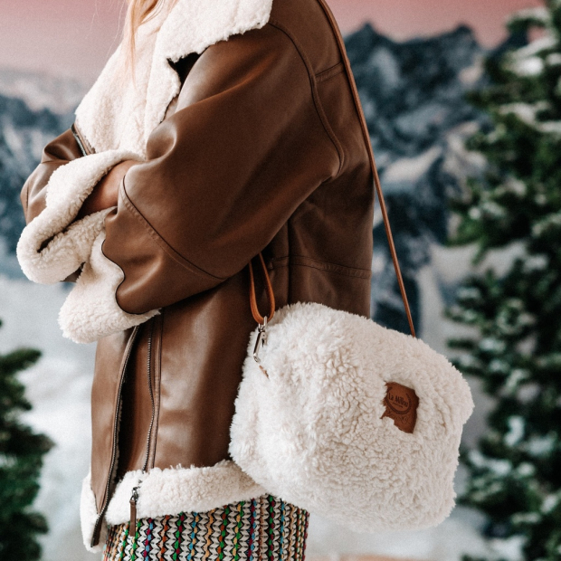 Kosmetyczka futrzana ALASKA-1123631432354