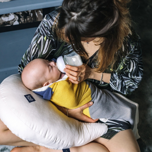 Poduszka Kura Babci Dany Velvet RAFAELLO-366377418560