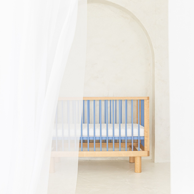 Łóżeczko dziecięce z barierką Junior NATURAL WOOD & BLUE-1319228147474 Łóżeczko dziecięce z barierką Junior NATURAL WOOD & BLUE-1319228147474