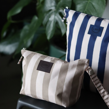 Kosmetyczka wodoodporna STRIPES BEIGE-1567720219222 Kosmetyczka wodoodporna STRIPES BEIGE-1567720219222