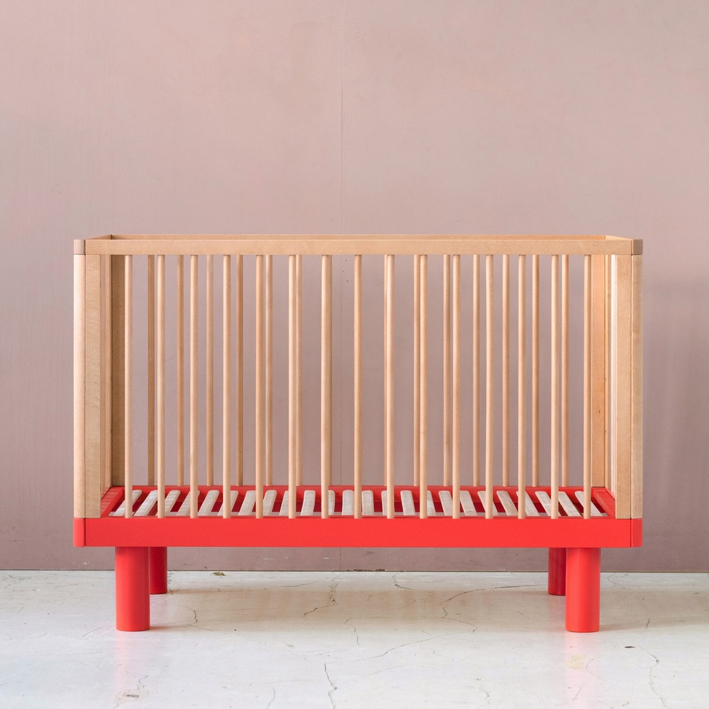 Łóżeczko dziecięce z barierką Junior NATURAL WOOD & RED
