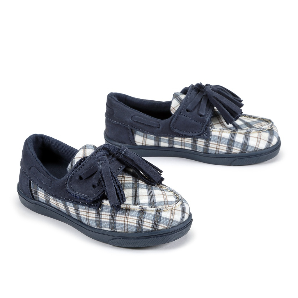 Moccasins CAMP CROSS