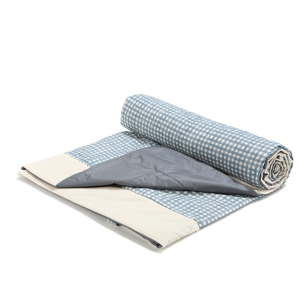 Picnic Quilt BERRY VICHY
