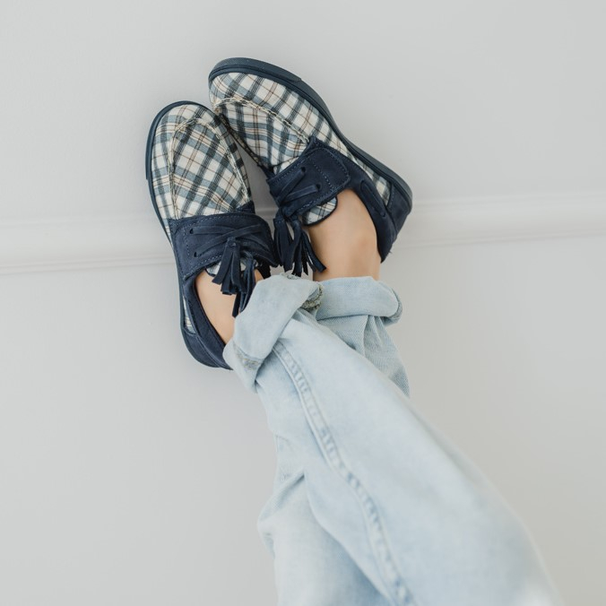 Moccasins CAMP CROSS