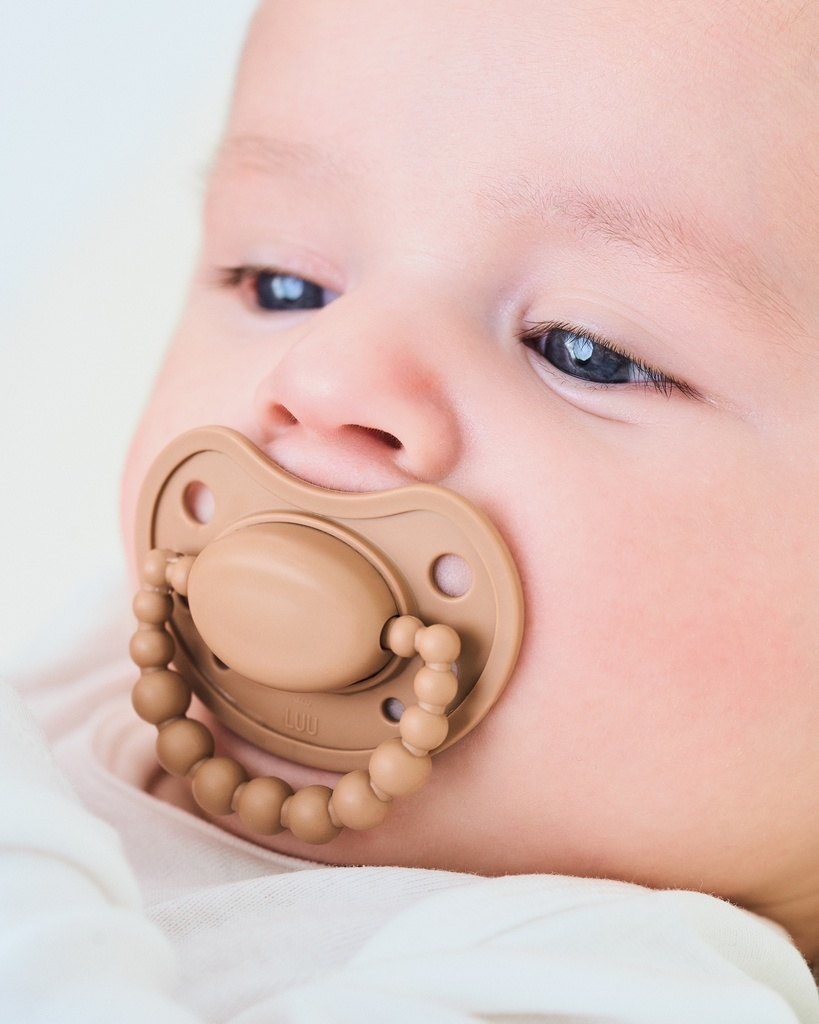 Positioning Pacifier MIK HAZELNUT