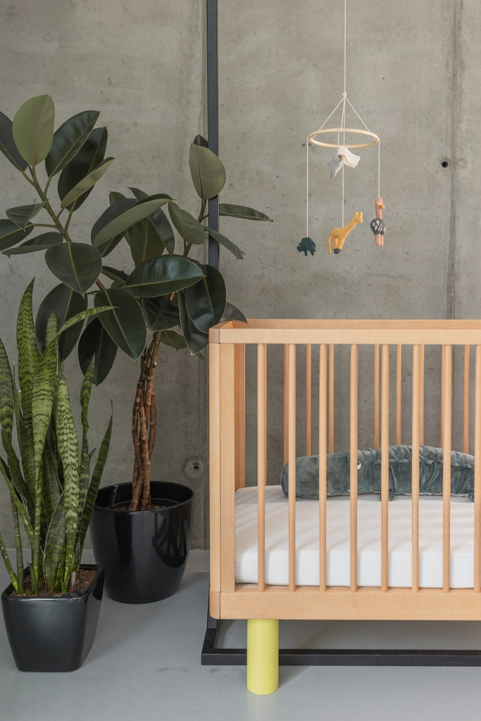 Łóżeczko dziecięce z barierką Junior NATURAL WOOD & YELLOW